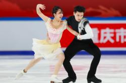 开云体育官网-花样滑冰：中国选手携手晋级
