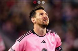 开云APP-阿根廷足球巨星梅西再次领衔皇家马德里