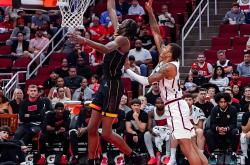 开云体育APP下载-热火队球员状态回升，备战下一轮强敌