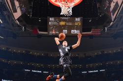 开云体育在线-迪马利亚冠军级表现闪耀马拉卡纳，那不勒斯慧眼识珠带走乌拉圭新星