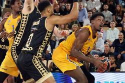 开云体育登录-包含热火B队血洗黄蜂，萨博尼斯绝境逆转的词条