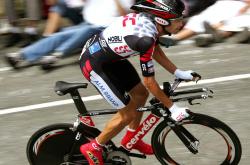 开云下载-米切尔点燃赛场，热火逆转福建队的唯一性之战