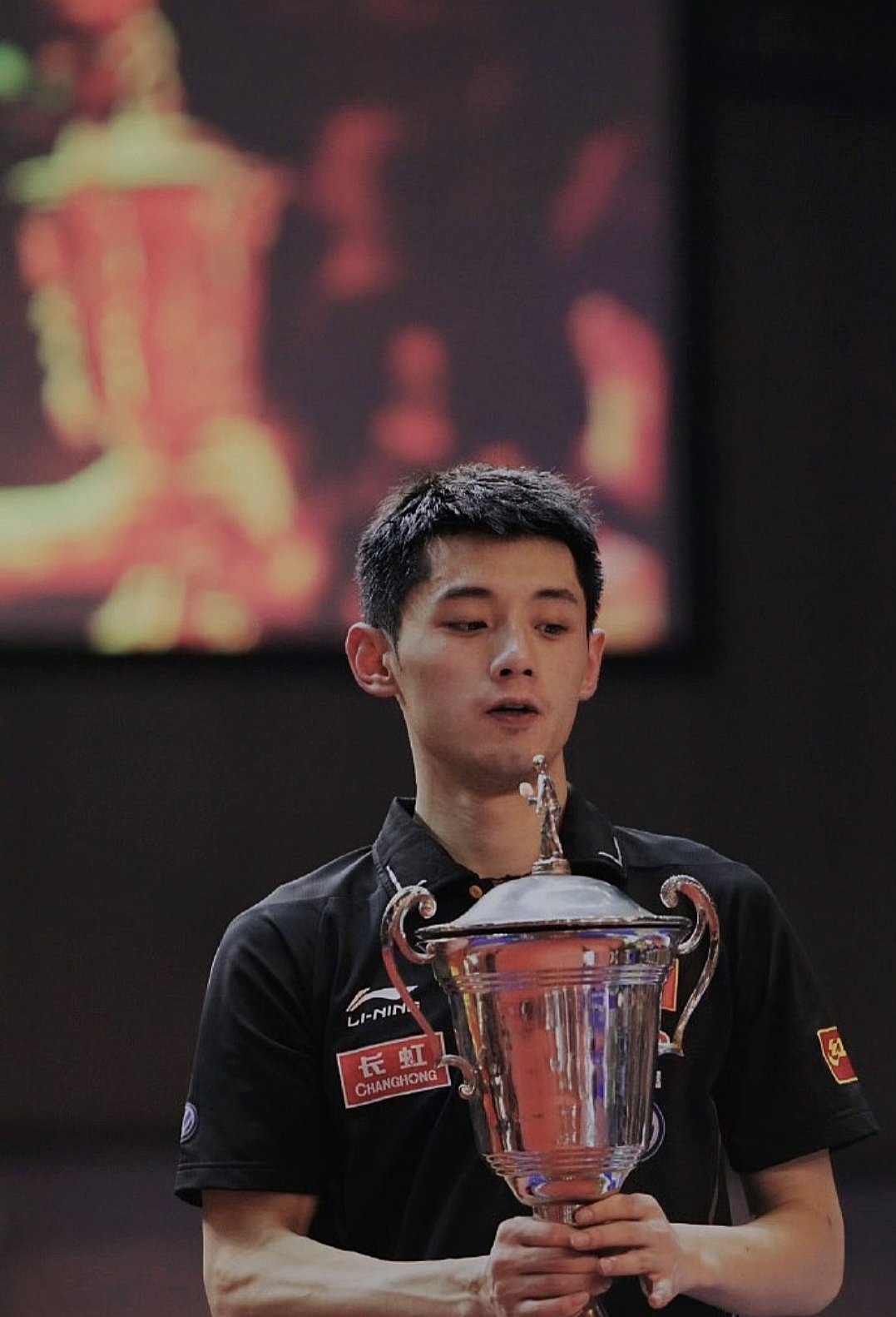 中国乒乓球队碾压奥地利乒乓球队，张继科绝境逆转的简单介绍