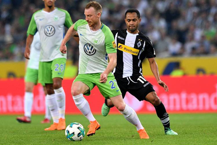 沃尔夫斯堡客场大胜，晋级德国杯四强的简单介绍