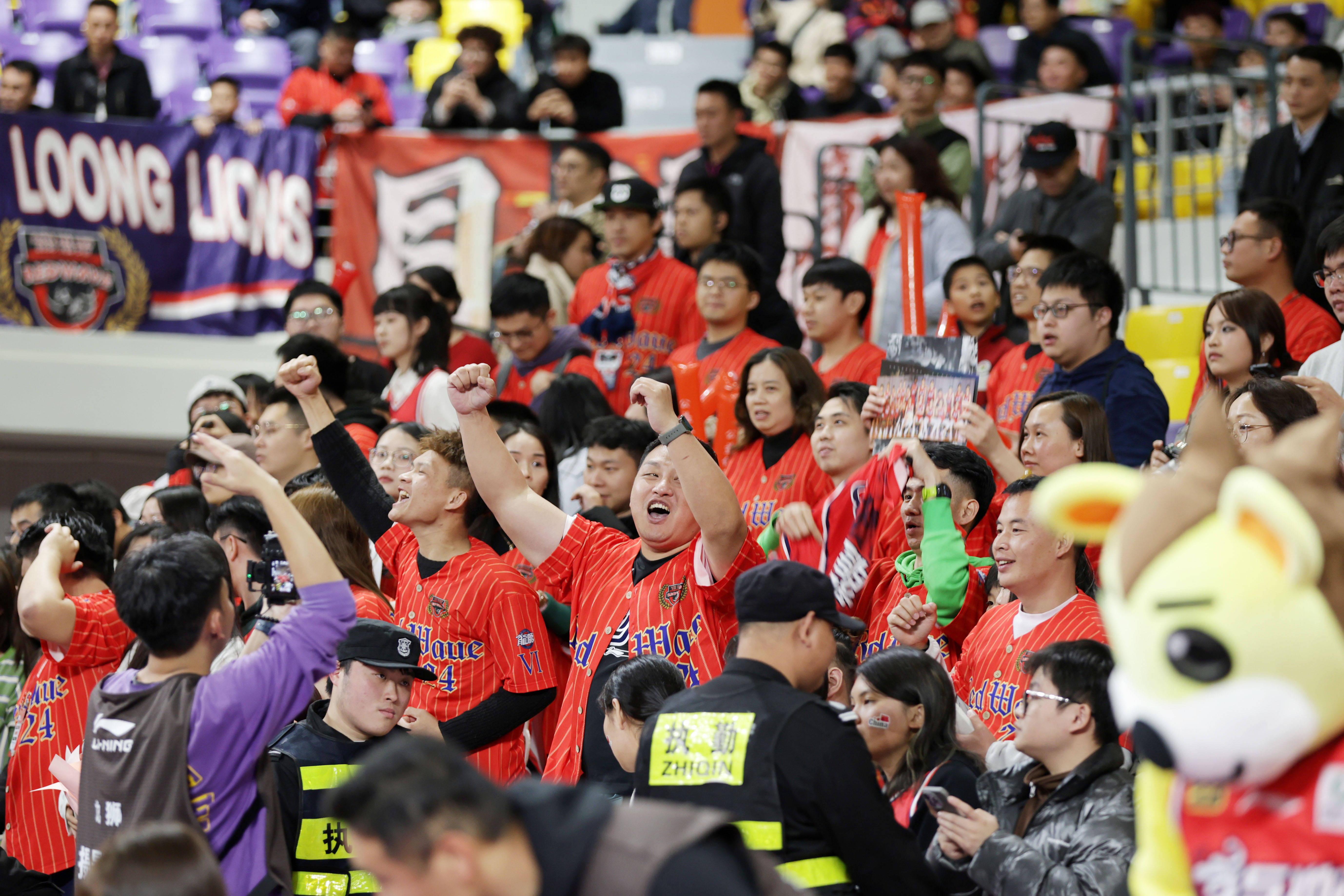 关于激动人心的比赛即将上演，精彩瞬间引爆球迷热情的信息