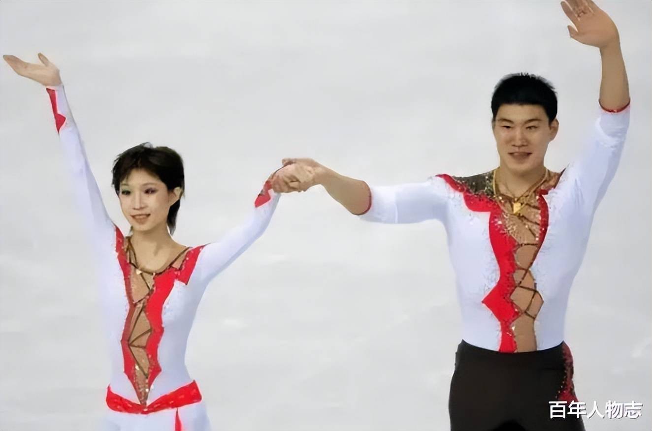 花样滑冰：中国选手携手晋级
