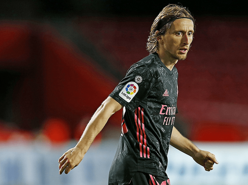 关于格拉纳达打破僵局，击败对手的信息