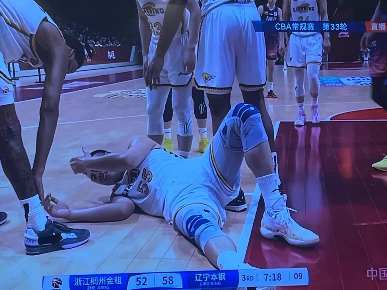 灰熊主帅炮轰裁判，球队战绩不佳后排别动队的简单介绍