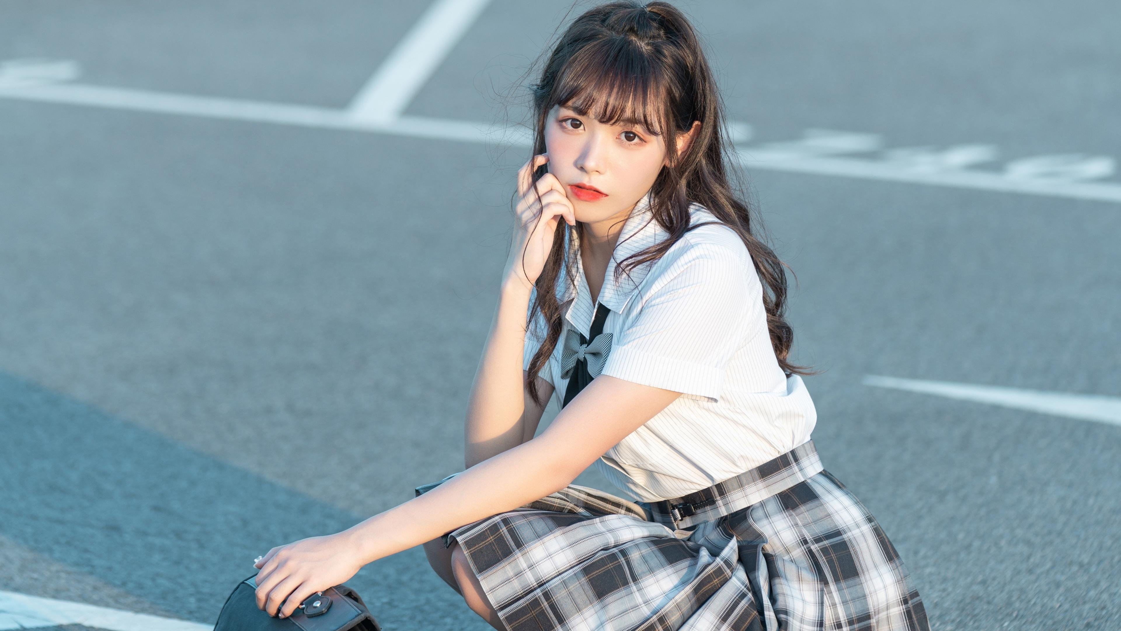 浓眉一手掌控比赛走势,热火对阵步行者,内线统治力决定胜负天平