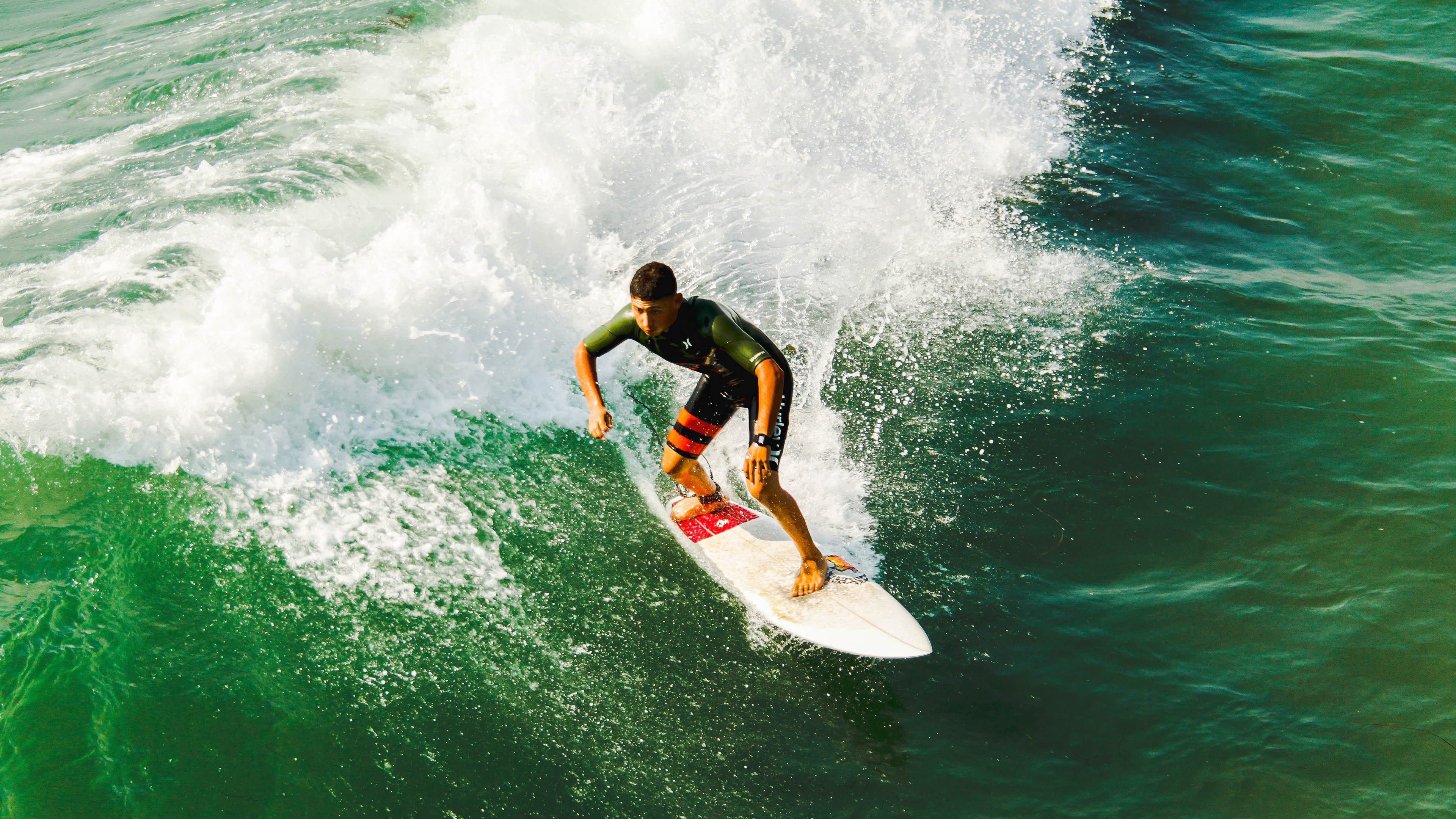 厄德高，F1街道赛之夜的大场面先生