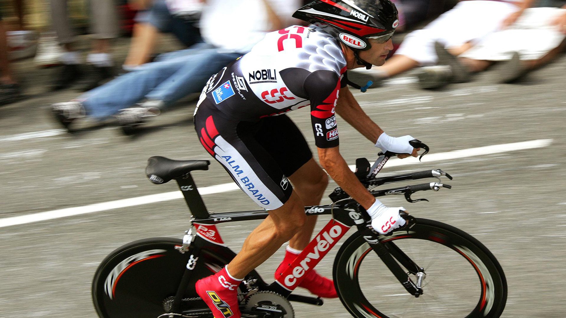 西决生死战焦点战，76人横扫湖人，一场颠覆预言的史诗对决